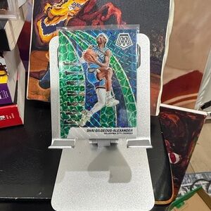 Shai Gilgeous-Alexander 2023-24 Panini Mozaic Prizm Basketball Card - WOW